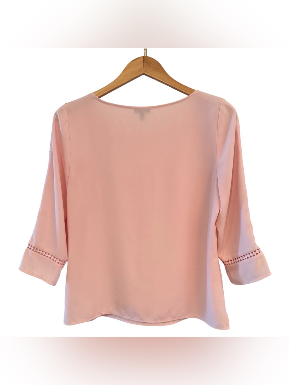 Talbots popover blouse in a soft blush pink Medium Petite - Picture 2 of 4
